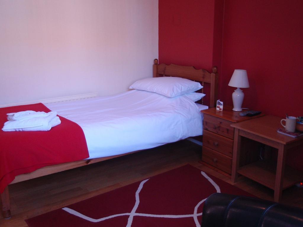Red Lion Accommodation Абингдон Номер фото